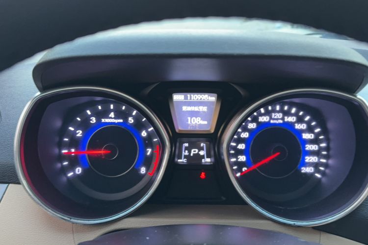 Used Hyundai Elantra 2013 1.6L Automatic Luxury Model
