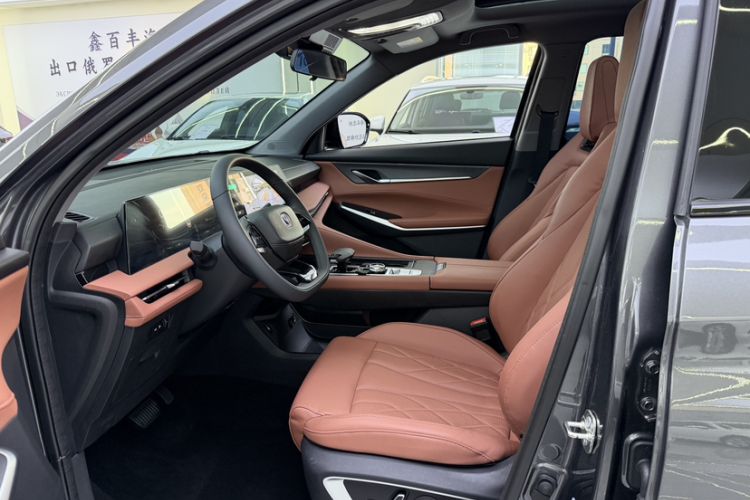 Used Changan CS75 PLUS 2024 3rd Generation Champion Edition 1.5T Intelligent Drive Dynamic Model
