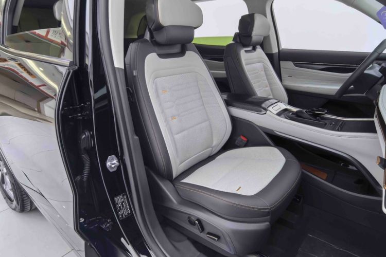 Used Ford Edge 2023 Ford Explorer L 2.0T EcoBoost Four-Wheel Drive 7-Seater Supreme Model