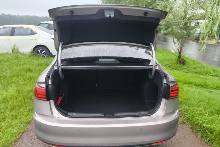 Used Volkswagen Bora 2021 1.5L Automatic Comfort Smart Connect Edition
