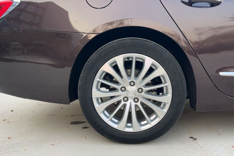 Used Buick LaCrosse 2018 28T Elite Edition
