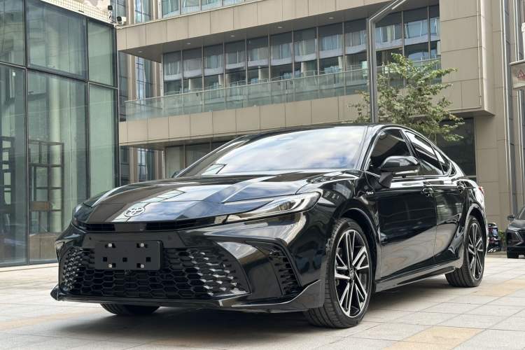 Used Toyota Camry 2024 Dual-Motor 2.0HS Sport Edition
