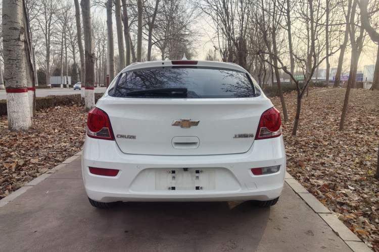 Used Chevrolet Cruze 2013 Hatchback 1.6L Automatic Luxury Model
