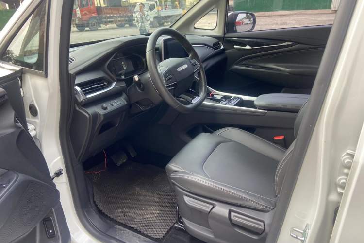 Used SAIC MAXUS G50 2023 PLUS 1.5T Automatic Custom Entry-Level Model
