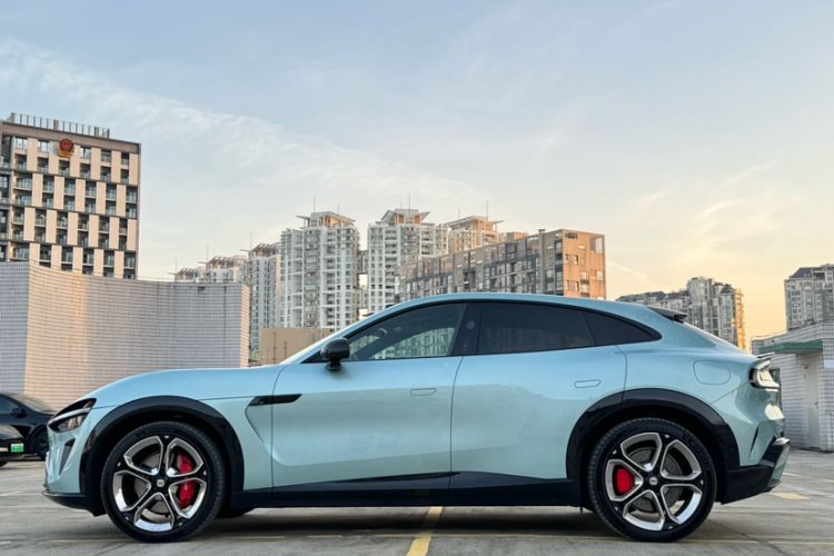 Used  YU7 2025 Ultra-Long Range High-Performance All-Wheel-Drive Max Edition