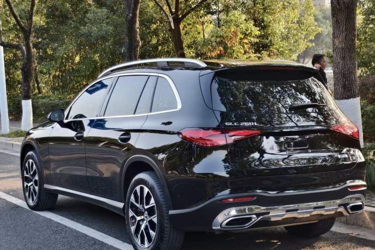 Used Mercedes-Benz GLC 2024 GLC 260 L 4MATIC Dynamic Edition 5-seater