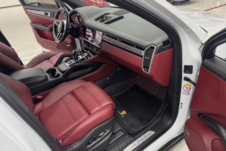 Used Porsche Cayenne 2023 Cayenne 3.0T Platinum Edition
