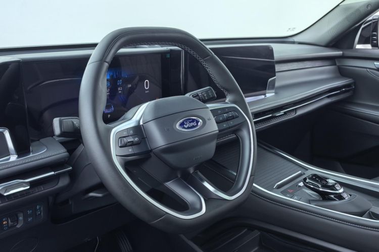 Used Ford Edge 2025 Ford Explorer L 2.0T EcoBoost E-Hybrid Two-Wheel Drive 7-Seater Fashion Edition
