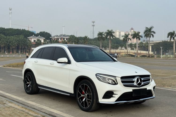 Used Mercedes-Benz GLC 2019 Facelift GLC 260 L 4MATIC Luxury Model