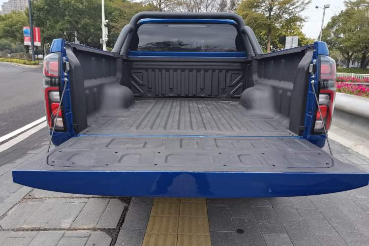 Used Great Wall Poer 2024 2.4T Commercial Version Automatic Diesel Two-Wheel Drive Elite Edition