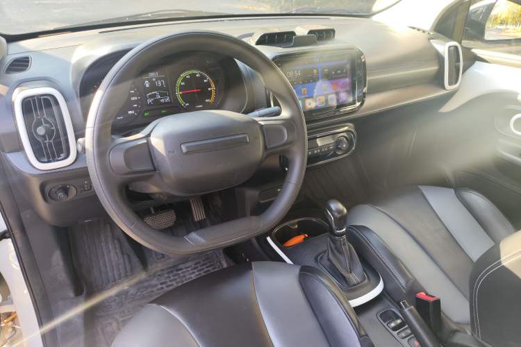 Used Roewe Clever 2022 311km QiQi BoBo Edition
