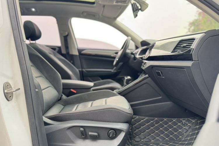 Used Volkswagen Tayron 2020 330TSI Two-Wheel Drive Luxury Smart Connectivity Version
