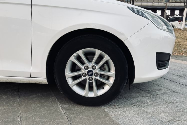 Used Ford Escort 2019 Revised 1.5L Automatic ZhiXiang Version China VI Standard