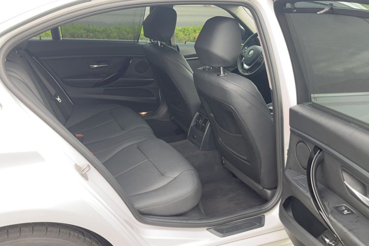 Used BMW 3 Series 2018 320Li Fashion Model
