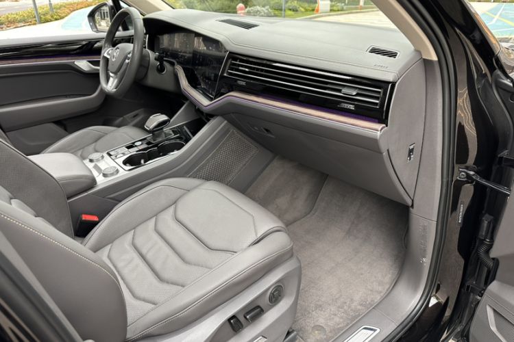 Used Volkswagen Touareg 2020 2.0 TSI RuiShang Edition China VI Standard
