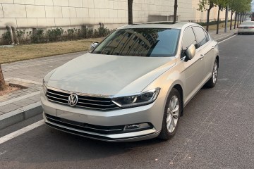 Used Volkswagen Magotan 2017 330TSI DSG Luxury Model