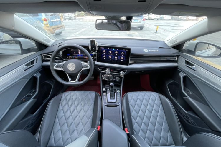 Used Volkswagen Sagitar 2023 300TSI DSG Excellence Edition
