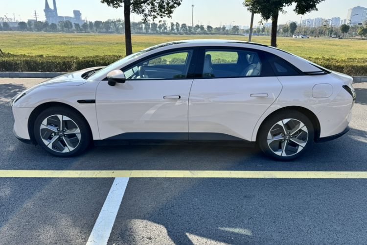 Used XPeng MONA M03 2024 620 with Ultra-Long Range
