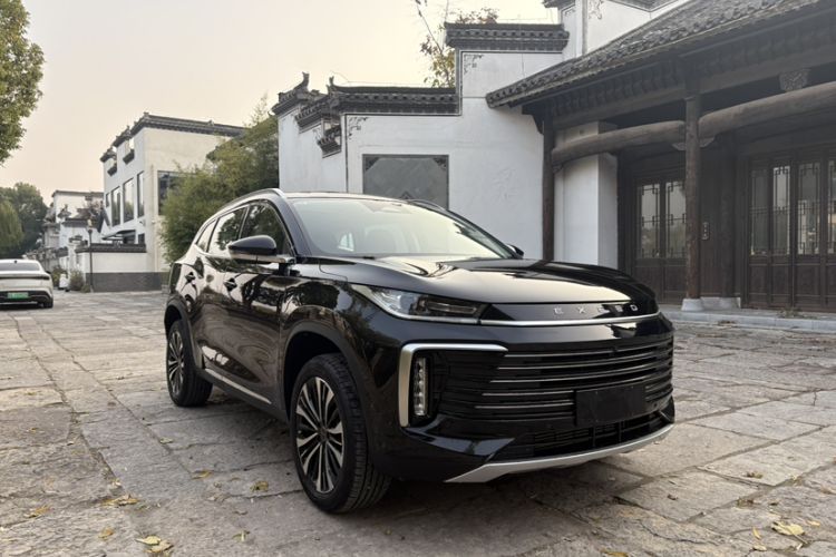 Used  Lingyun 2024 300T Two-Wheel Drive Starlight Edition