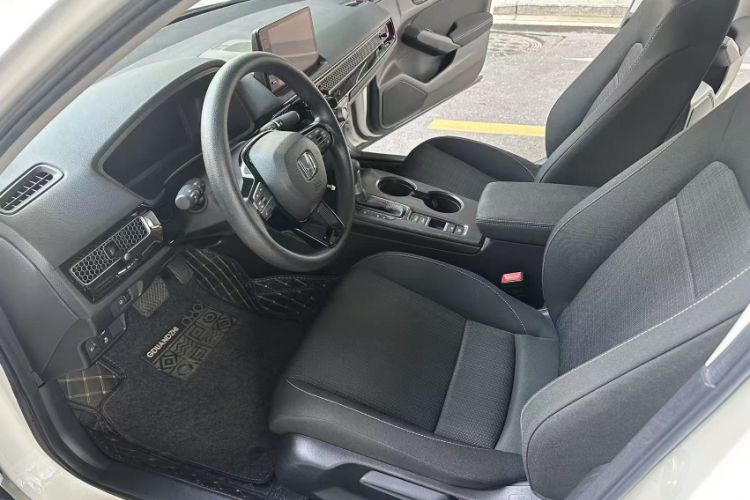 Used Honda Civic 2023 240TURBO CVT Dynamic Edition
