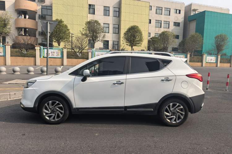 Used  Refine S3 2016 1.5L CVT Luxury Smart Version