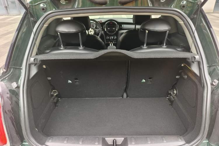 Used  MINI 2018 1.5T ONE PLUS
