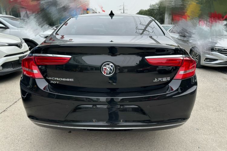 Used Buick LaCrosse 2018 20T Luxury Model
