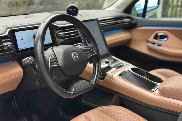 Used Nio ES8 2018 355 km Base Version 7-Seater Edition
