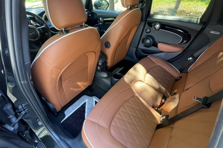 Used  MINI 2023 Facelift 2.0T COOPER S Artist Five-Door Edition