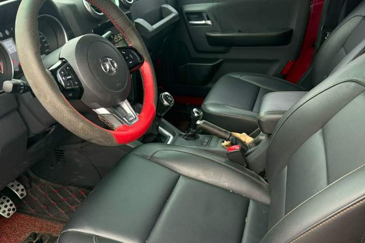 Used BAIC Off-Road BJ40 2016 40L 2.0T Manual All-Wheel Drive Prestige Edition
