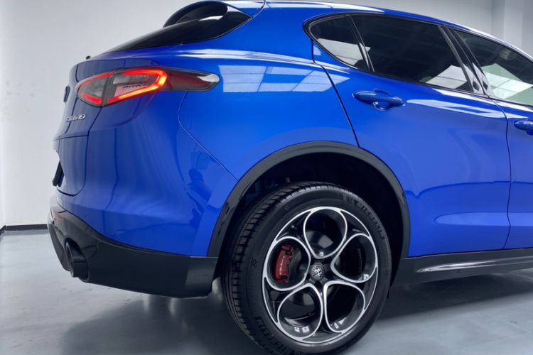 Used Alfa Romeo Stelvio 2023 2.0T 280HP Veloce Track Edition