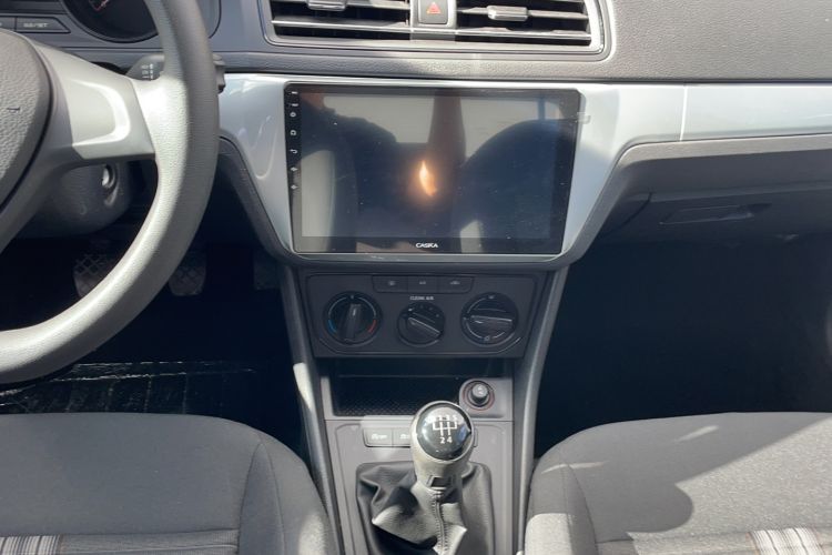 Used Volkswagen Lavida 2019 Lavida Start 1.5L Manual Fashion Edition China VI Standard
