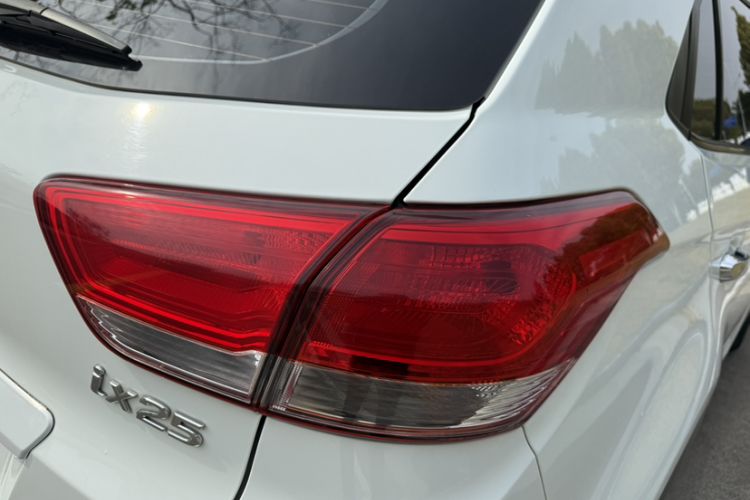 Used Hyundai ix25 2017 1.6L Automatic Smart Version