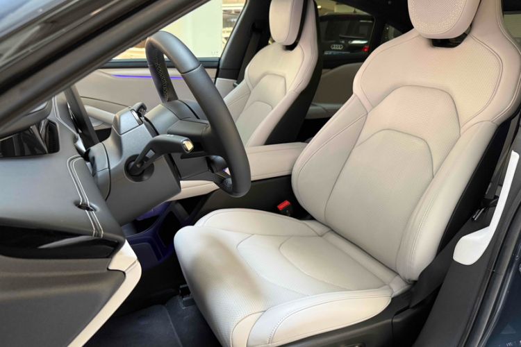 Used  SU7 2024 Rear-Drive Ultra-Long Range Advanced Pro-Level Intelligent Driving Version
