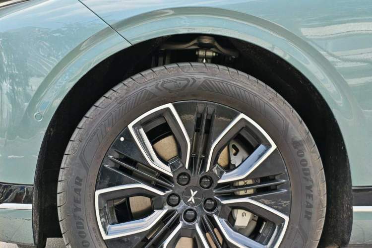 Used XPeng G9 2025 625 Long-Range Max
