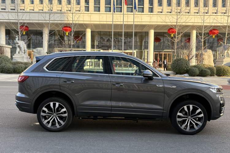 Used Volkswagen Touareg 2019 3.0 TSI Advanced Version China V Standard