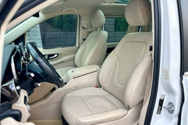 Used Mercedes-Benz V-Class 2017 V 260 L Prestige Extended Edition
