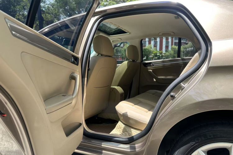 Used Volkswagen Bora 2014 1.6L Automatic Comfort Model
