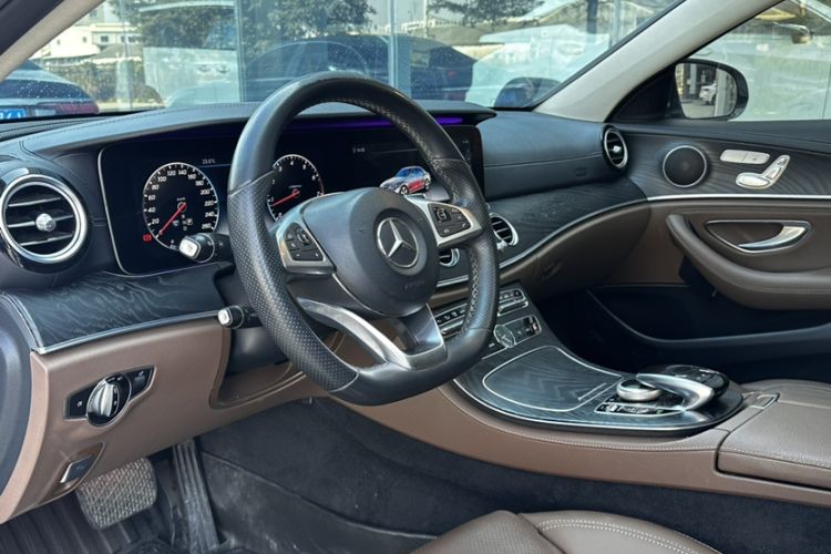 Used Mercedes-Benz E-Class 2018 Facelift E 200 L Sport 4MATIC