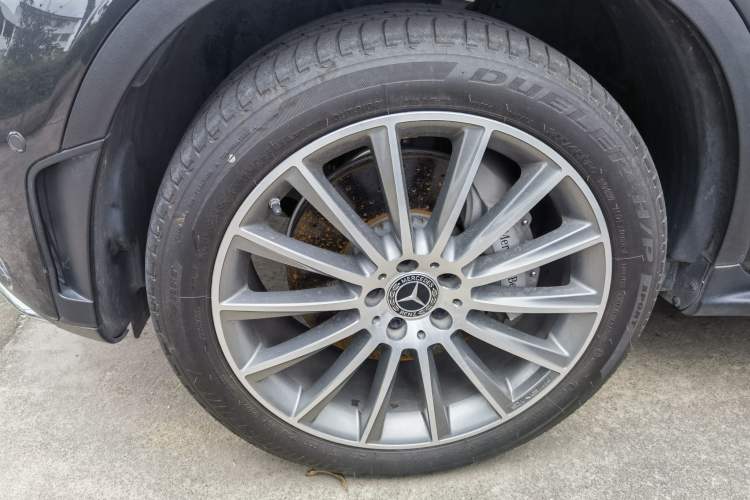 Used Mercedes-Benz GLC 2020 GLC 300 L 4MATIC AMG-Line
