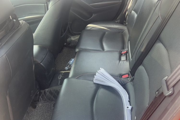 Used Mazda Mazda 3 Axela 2016 Sedan 2.0L Automatic Flagship Model
