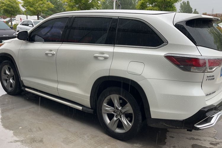 Used Toyota Highlander 2015 2.0T Four-Wheel Drive Luxury Edition 7-Seater
