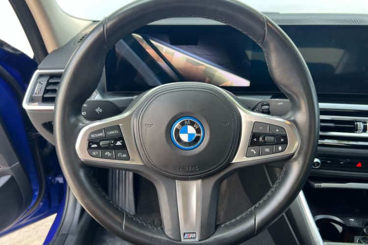 Used BMW i3 2023 eDrive 40 L Midnight Sports Package
