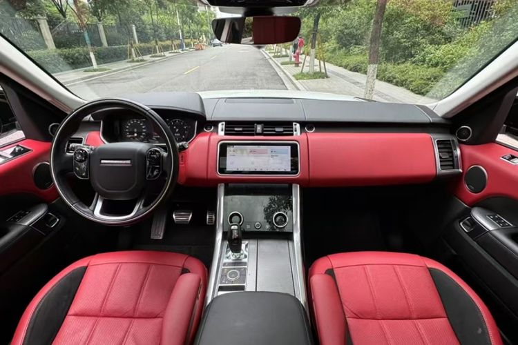 Used Land Rover Range Rover Sport 2021 3.0 L6 YAO Black Edition
