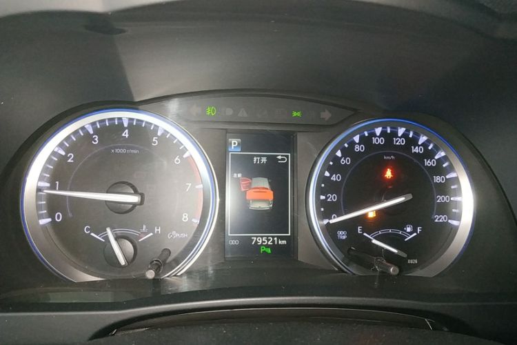 Used Toyota Highlander 2018 2.0T Four-Wheel Drive Luxury Edition 7 Seats China V Emission Standard