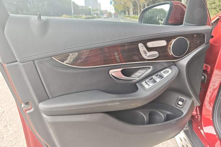 Used Mercedes-Benz GLC 2016 GLC 260 4MATIC Dynamic Edition
