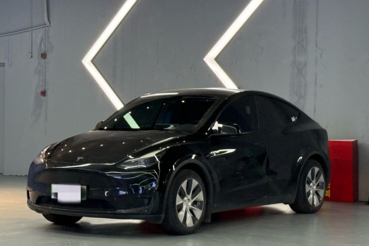 Used Tesla Model Y 2022 Rear-Wheel-Drive Version