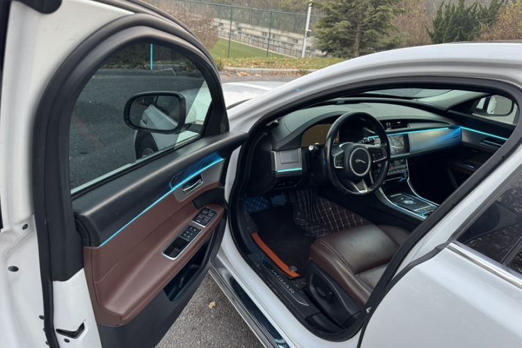 Used Jaguar XFL 2019 XFL 2.0T 250 PS Two-Wheel-Drive Luxury Edition
