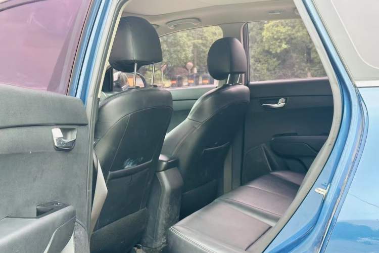 Used Kia KX3 2015 1.6L Automatic Two-Wheel Drive DLX
