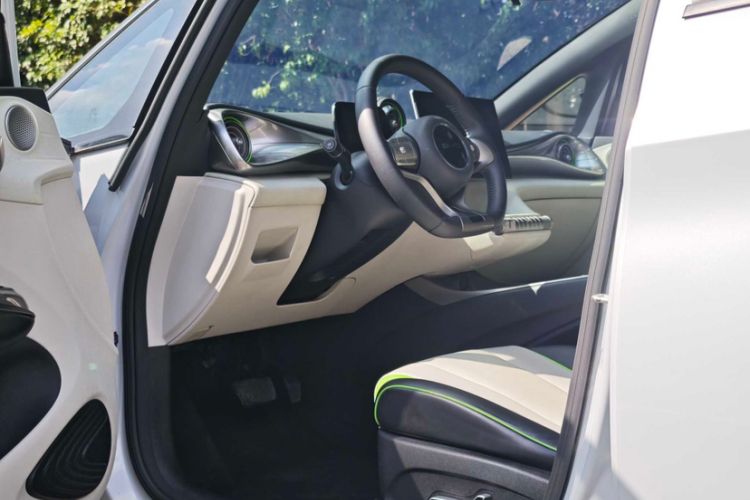 Used BYD Dolphin 2021 405 km Fashion Edition
